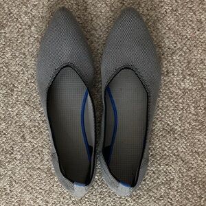 Elegant Gray Women's Flats